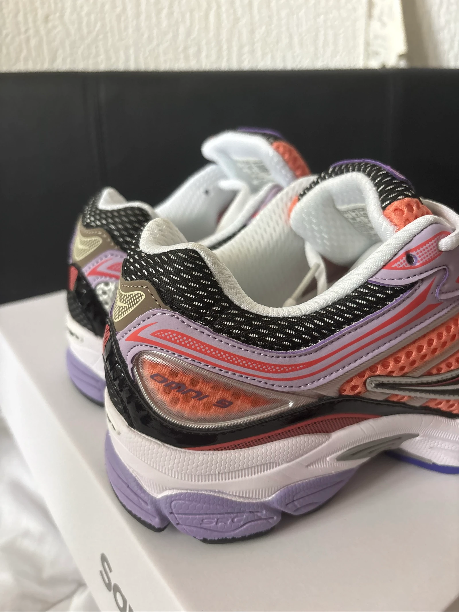 Saucony omni 9 salmon – photo 5